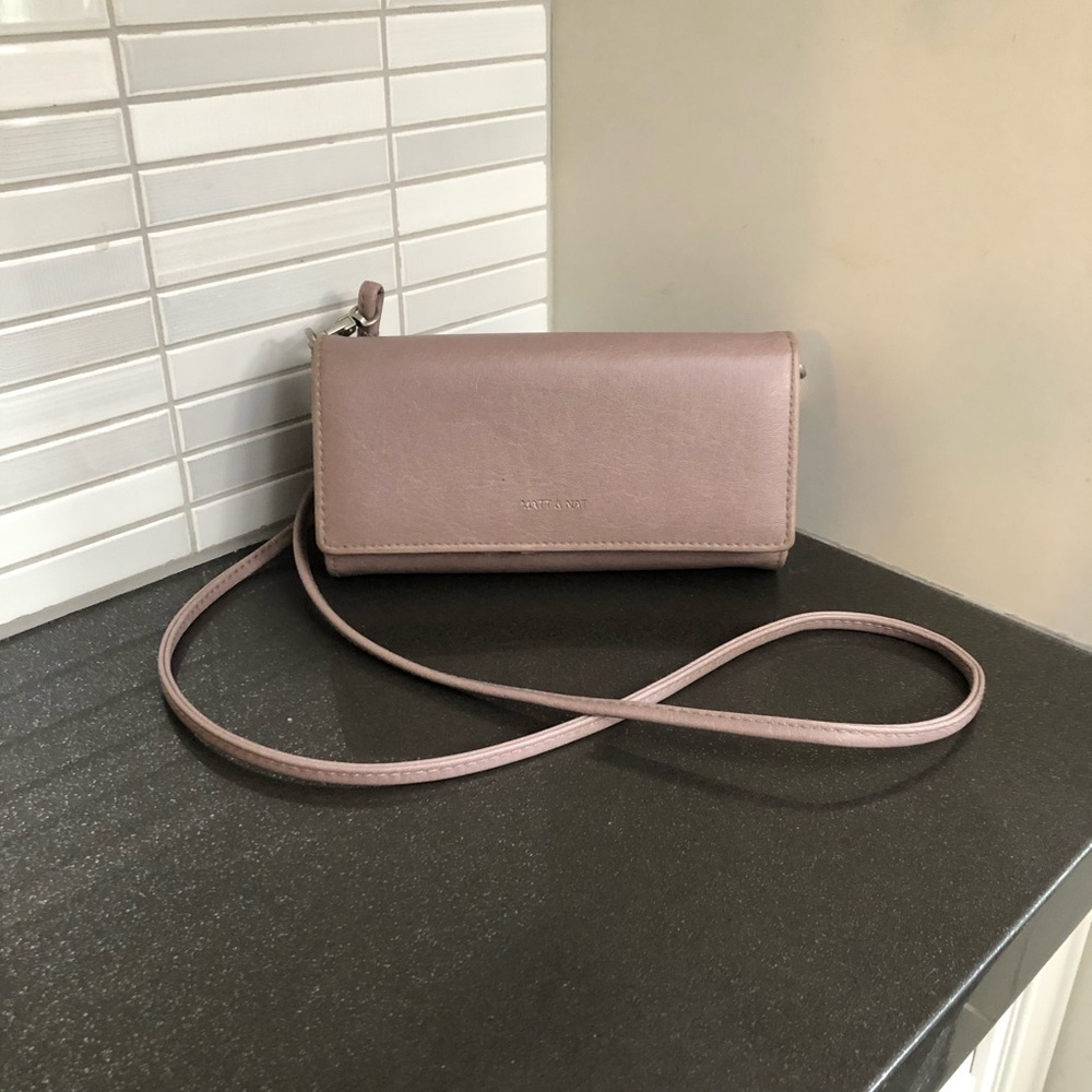 EUC Matt & Nat vegan wallet leather crossbody purse